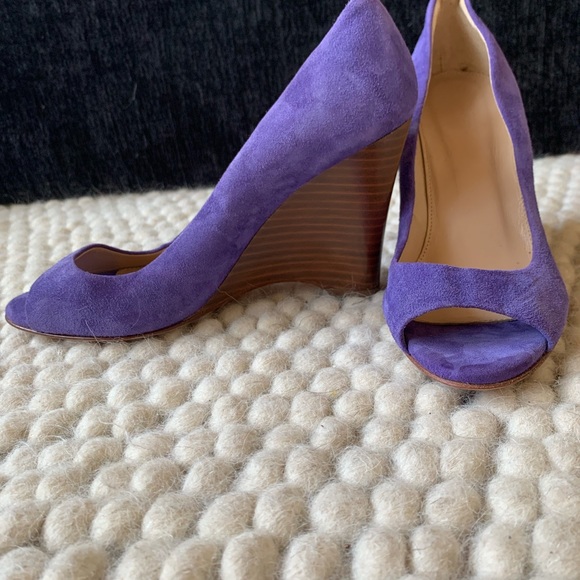 J CREW LEATHER purple wedge shoes. Size 7 - Picture 1 of 3